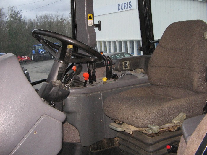 Tracteur agricole New Holland 8970