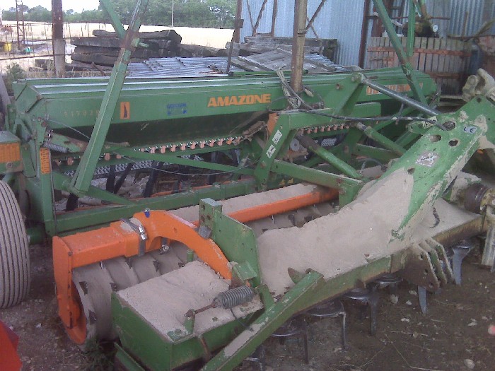 Herse rotative Amazone KG402