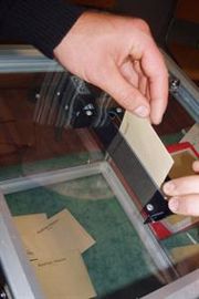 Participation en légère hausse à midi