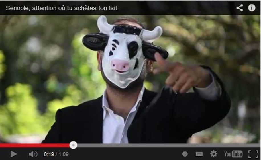 Le groupuscule des vaches en colère s’en prend désormais à Senoble