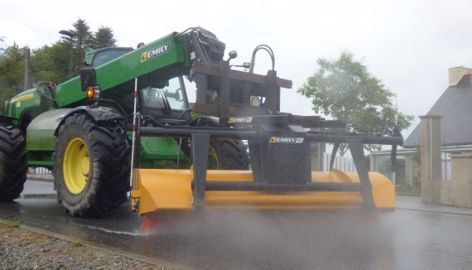 Tracteur ou télescopique, elle peut s'adapter sur de nombreux attelages.