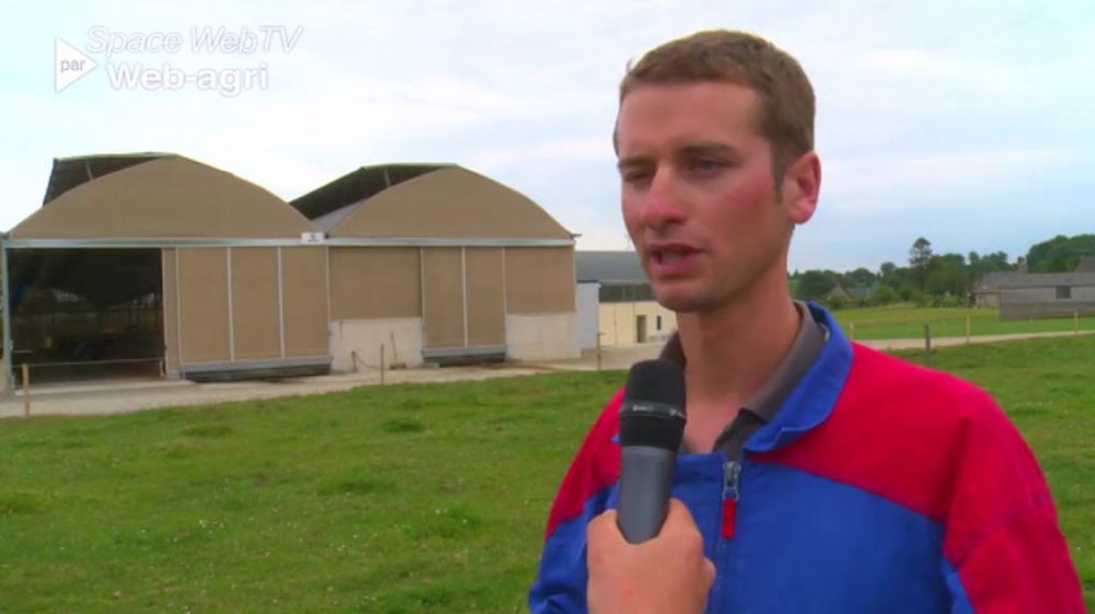 Une stabulation multi-chapelles pour 110 vaches en Mayenne