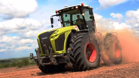 Les plus belles images de cinq tracteurs de plus de 300 ch
