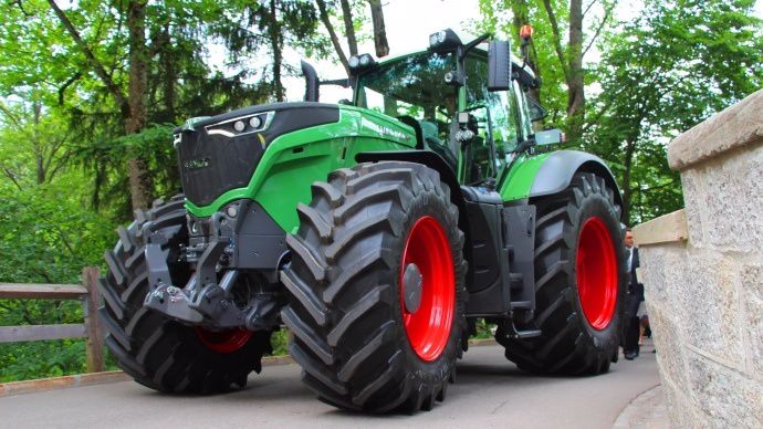 tracteur Fendt 1050 Vario