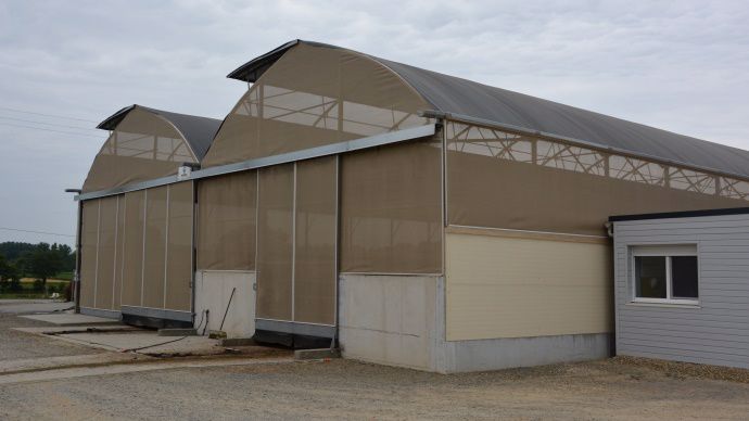 bâtiment de 110 vaches laitières au Gaec des Pensées