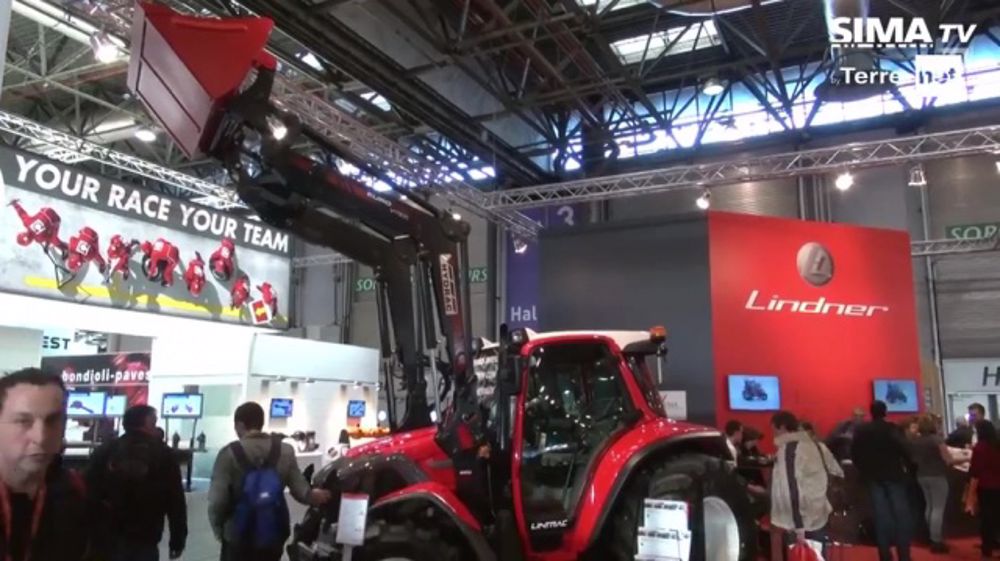 Des tracteurs haut de gamme pour l'élevage chez Lindner Des tracteurs haut de gamme pour l'élevage chez Lindner