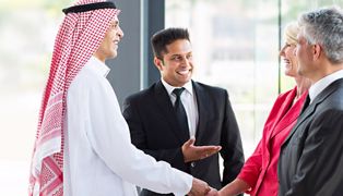 La délégation de l'Emirat de Dubaï est en pourparlers avec l'Etat français, qui voit dans ce partenariat un espoir pour le secteur agroalimentaire français. (©DR) La délégation de l'Emirat de Dubaï est en pourparlers avec l'Etat français, qui voit dans ce partenariat un espoir pour le secteur agroalimentaire français. (©DR)