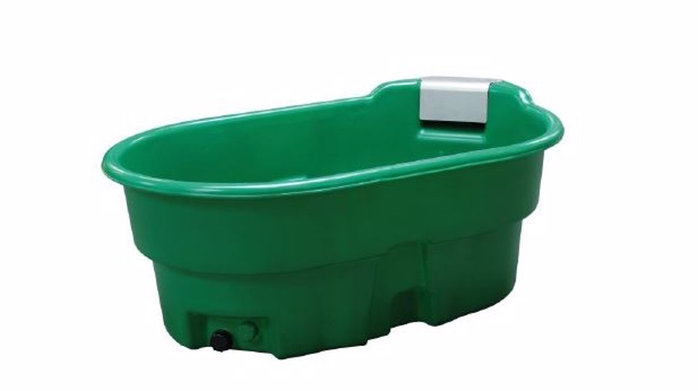 La Buvette complète sa gamme Pâturage avec les abreuvoirs Interbac ovales. (©La Buvette)