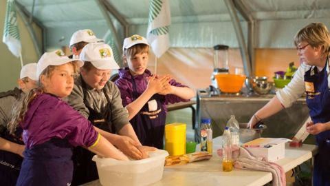 Pendant une semaine, les élèves de Cm1 et Cm2 pourront visiter une ferme et participer aux ateliers pédagogiques (©Fnsea)