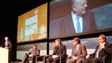 Depuis le Sommet du végétal de 2013, les céréaliers n'ont cessé d'exprimer leur "ras-le-bol" à l'égard du ministre de l'agriculture. (©Terre-net Média)
