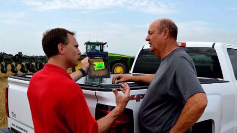 Les spécialistes des produits Trimble offrent un service et support directement à leurs clients. (©Trimble)