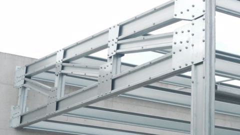 Les bâtiments Isotek d'I-tek sont en charpente métallique boulonnée. (©DR)