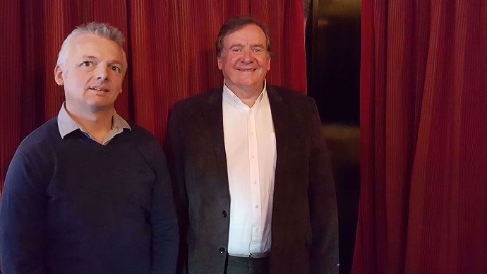 Patrice Gauquelin, délégué à la communication de la FNEDT, et Gérard Napias, président de la Fédération nationale des entrepreneurs des territoires, lors d'un point presse mardi 6 décembre 2016 à Paris.