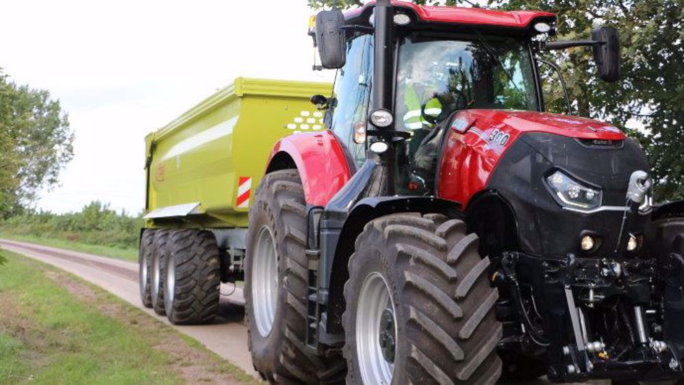 Partager ou échanger n'est pas toujours facile avec des machines de plus en plus chères. (©Terre-net Média) 