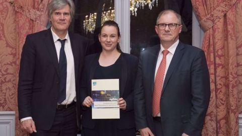 Présentation du rapport « AgGate – Un portail de données pour l’innovation en agriculture » à Stéphane Le Foll et Axelle Lemaire (©Cheick Saidou/Min.Agri.Fr)