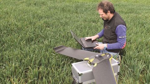 Les drones sont de véritables outils au service de l'agriculture de précision. (©Chambre d'agriculture de la Somme)