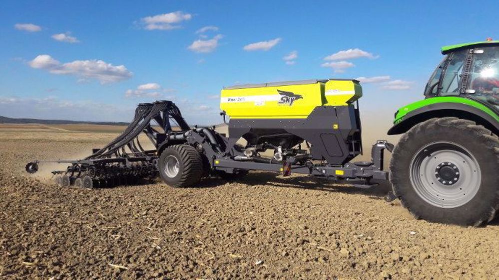 Maxidrill SW6000 Bio de Sky Agriculture, le bio grande largeur. (©Sky)
