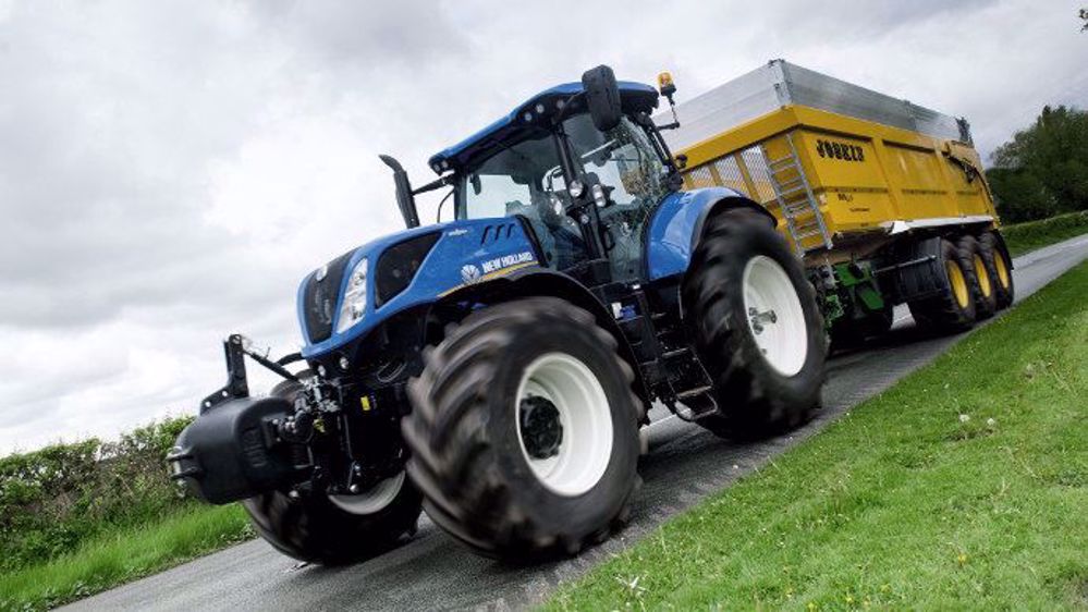 T7 avec nouveau pont avant suspendu pour un PTAC de 14 000 kg. (©New Holland)