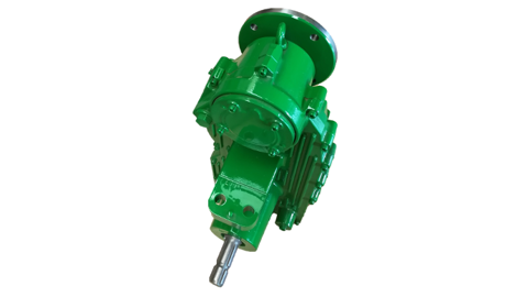 Laforge propose des prises de force avant pour les tracteurs John Deere de la série 7R. (©John Deere) Laforge propose des prises de force avant pour les tracteurs John Deere de la série 7R. (©John Deere)