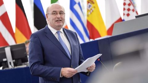Phil Hogan, commissaire européen de l'agriculture, a indiqué que le cadre budgétaire de la future Pac serait dévoilé en mai 2018. (©European Union) Phil Hogan, commissaire européen de l'agriculture, a indiqué que le cadre budgétaire de la future Pac serait dévoilé en mai 2018. (©European Union)