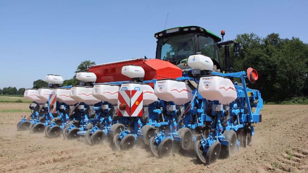 Les semoirs 100 % électriques de Monosem arrivent ! (©Monosem)