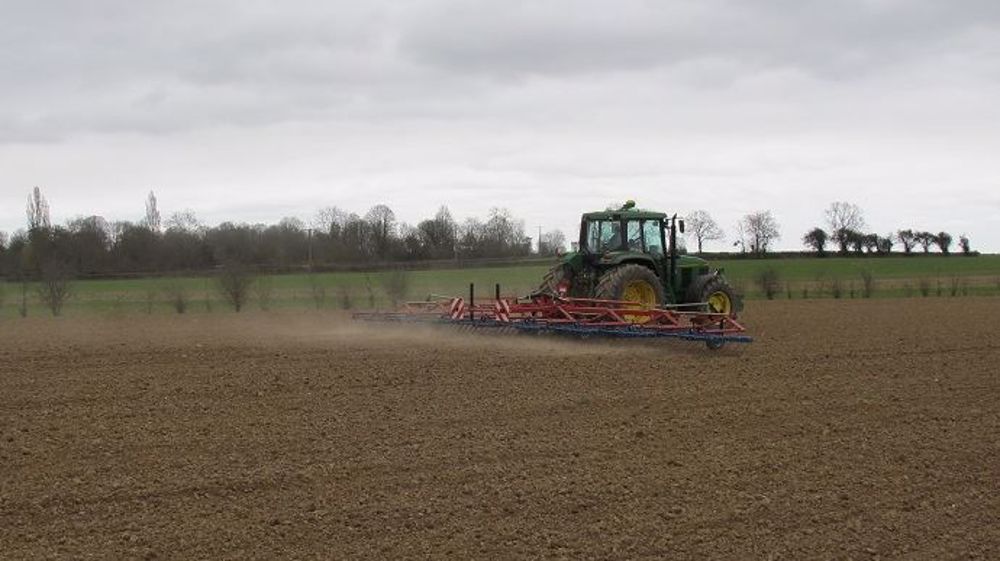 Nourrir la planète en 2050 grâce à une production agricole 100 % biologique nécessiterait selon les chercheurs une augmentation de 16 à 33 % des surfaces cultivées. (©Terre-net Média)