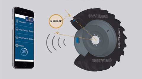 Ce dispositif connecté permet d’optimiser l’utilisation de pneus en basse pression aux champs permettant ainsi de diminuer la pression jusqu’à la limite de la rotation du pneu sur la jante. (©Trelleborg) Ce dispositif connecté permet d’optimiser l’utilisation de pneus en basse pression aux champs permettant ainsi de diminuer la pression jusqu’à la limite de la rotation du pneu sur la jante. (©Trelleborg)