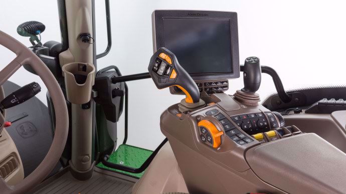 John Deere 6R, levier et terminal haut de gamme pour tous les modèles AutoPwr