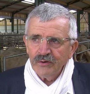 Hervé Pillaud est éleveur en Vendée, conférencier et auteur, membre d'honneur de La Ferme digitale. Il est également président délégué IRD (innovation, recherche et développement) de la chambre d’Agriculture des Pays de la Loire.