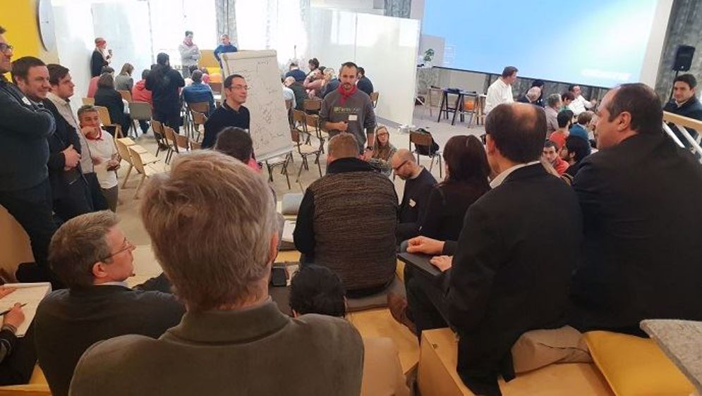 Pendant le Cofarming Fest, plusieurs ateliers participatifs ont été organisé pour répondre à des problématiques bien précises d'agriculteurs. (©@ClementMouly)