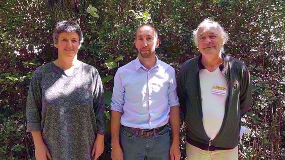 De gauche à droite, Véronique Marchesseau (Morbihan), Nicolas Girod (Jura) et Jean-François Périgné (Charente-Maritime) ont été élus respectivement secrétaire générale, porte-parole et trésorier de la Confédération paysanne. (©Terre-net Média)