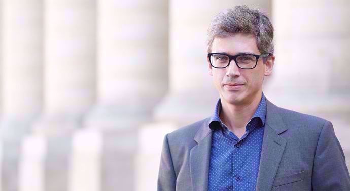 Constantin Pavléas est avocat spécialiste du droit des nouvelles technologies. Il est coordinateur du programme droit du numérique et propriété intellectuelle et responsable d’enseignements à l’école des hautes études appliquées du droit. 