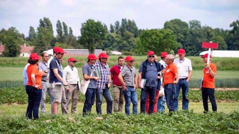 Bayer répond aux questions des visiteurs des plateformes Herbinnov. (©Bayer)<span style="font-size: 14px; text-align: justify; color: #000000;"> 