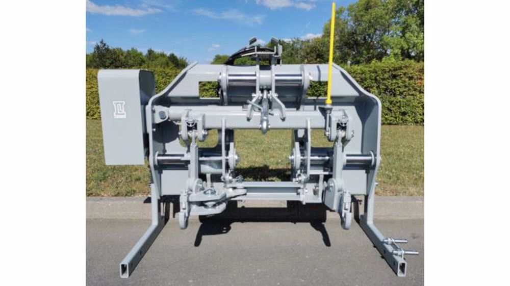 La version compacte de l'interface Dynatrac est destinée aux tracteurs de 70 à 150 ch. (©Laforge)