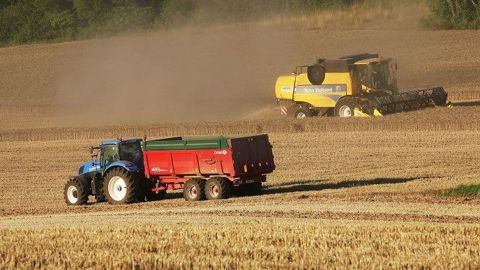 Un mauvais réglage de l’essieu d’une remorque aura, comme pour un tracteur, des conséquences sur la longévité des pneus.