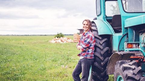 Le mot "agricultrice" est entré dans le dictionnaire en 1961 ! (©Olezzo, Fotolia) Le mot "agricultrice" est entré dans le dictionnaire en 1961 ! (©Olezzo, Fotolia)