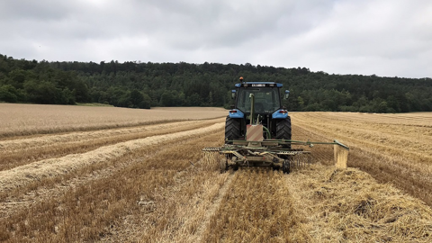 La moisson des orges s'est effectuée au rythme des pluies (©Quentin B) La moisson des orges s'est effectuée au rythme des pluies (©Quentin B)