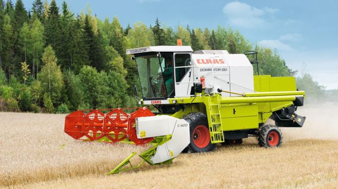 Claas Dominator 130