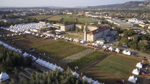 21 000 visiteurs sont attendus lors du salon agricole international Tech&Bio, organisé les 21, 22 et 23 septembre prochains à Bourg-les-Valence (Drôme). (©Juan Robert) 21 000 visiteurs sont attendus lors du salon agricole international Tech&Bio, organisé les 21, 22 et 23 septembre prochains à Bourg-les-Valence (Drôme). (©Juan Robert)