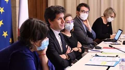 Les nouvelles règles commerciales doivent s'appliquer, prévient le gouvernement Les nouvelles règles commerciales doivent s'appliquer, prévient le gouvernement