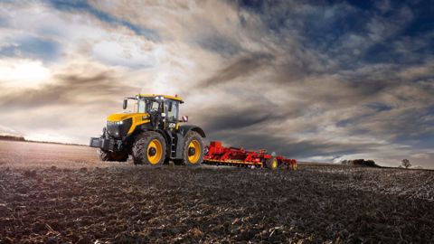 JCB dévoile ses séries de tracteurs Fastrac 4000 et 8000 en version iCon. (©JCB) JCB dévoile ses séries de tracteurs Fastrac 4000 et 8000 en version iCon. (©JCB)
