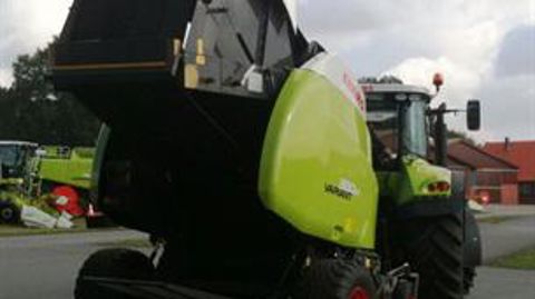 Claas enrichit ses gammes de presses Quadrant et Variant