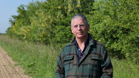Céréalier en Indre-et-Loire, Jean-Michel Bodin est passionné par les arbres et la biodiversité. Céréalier en Indre-et-Loire, Jean-Michel Bodin est passionné par les arbres et la biodiversité.