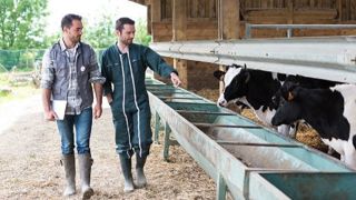 Les Journées bovines de La Coopération Agricole, axée sur le renouvellement des générations, ont été l'occasion de mettre en avant l'intérêt des coopératives pour les jeunes éleveurs. Les Journées bovines de La Coopération Agricole, axée sur le renouvellement des générations, ont été l'occasion de mettre en avant l'intérêt des coopératives pour les jeunes éleveurs.