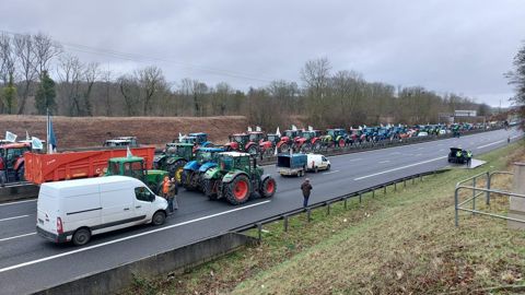 Blocage des accès majeurs à Paris annoncé à partir de 14h00