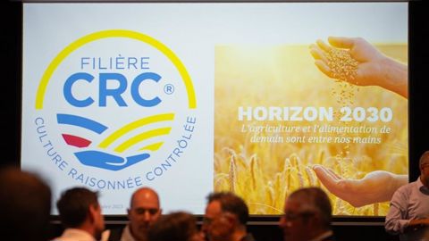 Dans sa feuille de route Horizon 2030, la filière CRC ambitionne de développer de nouveaux cahiers des charges pour les cultures de colza et d'orge notamment. Dans sa feuille de route Horizon 2030, la filière CRC ambitionne de développer de nouveaux cahiers des charges pour les cultures de colza et d'orge notamment.