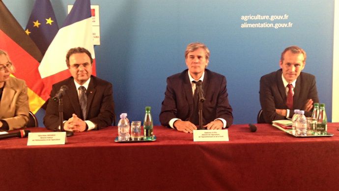 Hanz-Peter Friedrich, ministre allemand de l'Agriculture, aux côtés de Stéphane Le Foll et Guillaume Garot.
