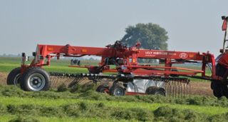 Trois largeurs de travail disponibles via une goupille Trois largeurs de travail disponibles via une goupille