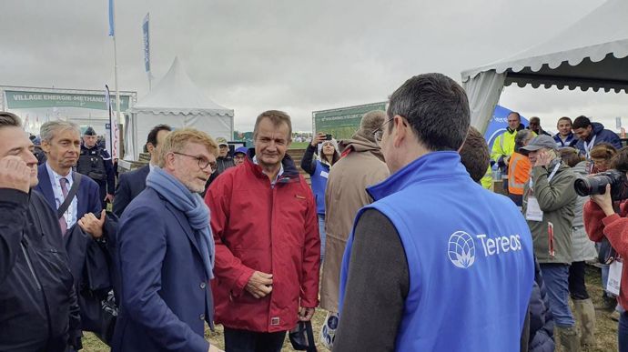 Marc Fesneau échange avec les représentants du groupe Tereos