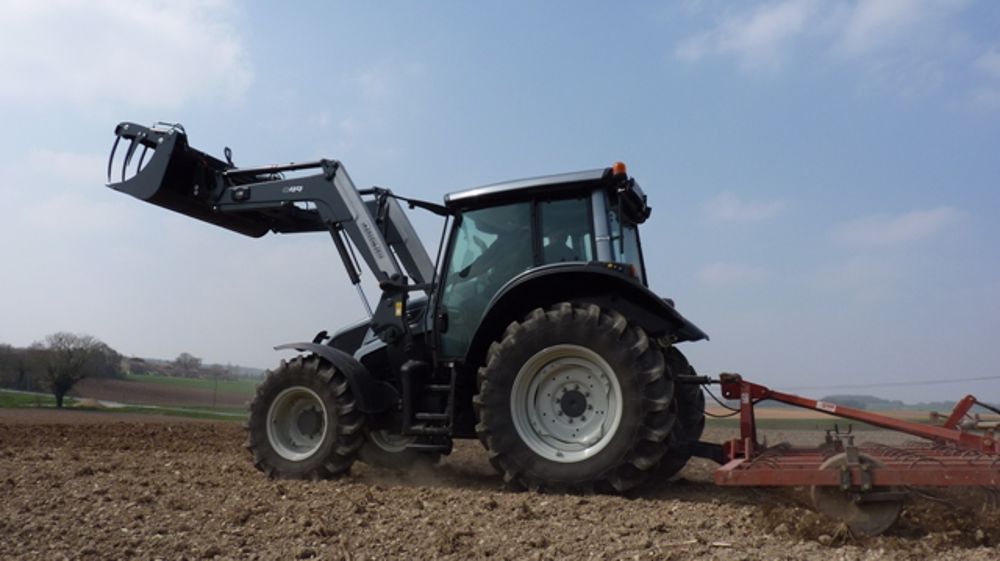 Le petit dernier des Valtra en vidéo ! Le petit dernier des Valtra en vidéo !